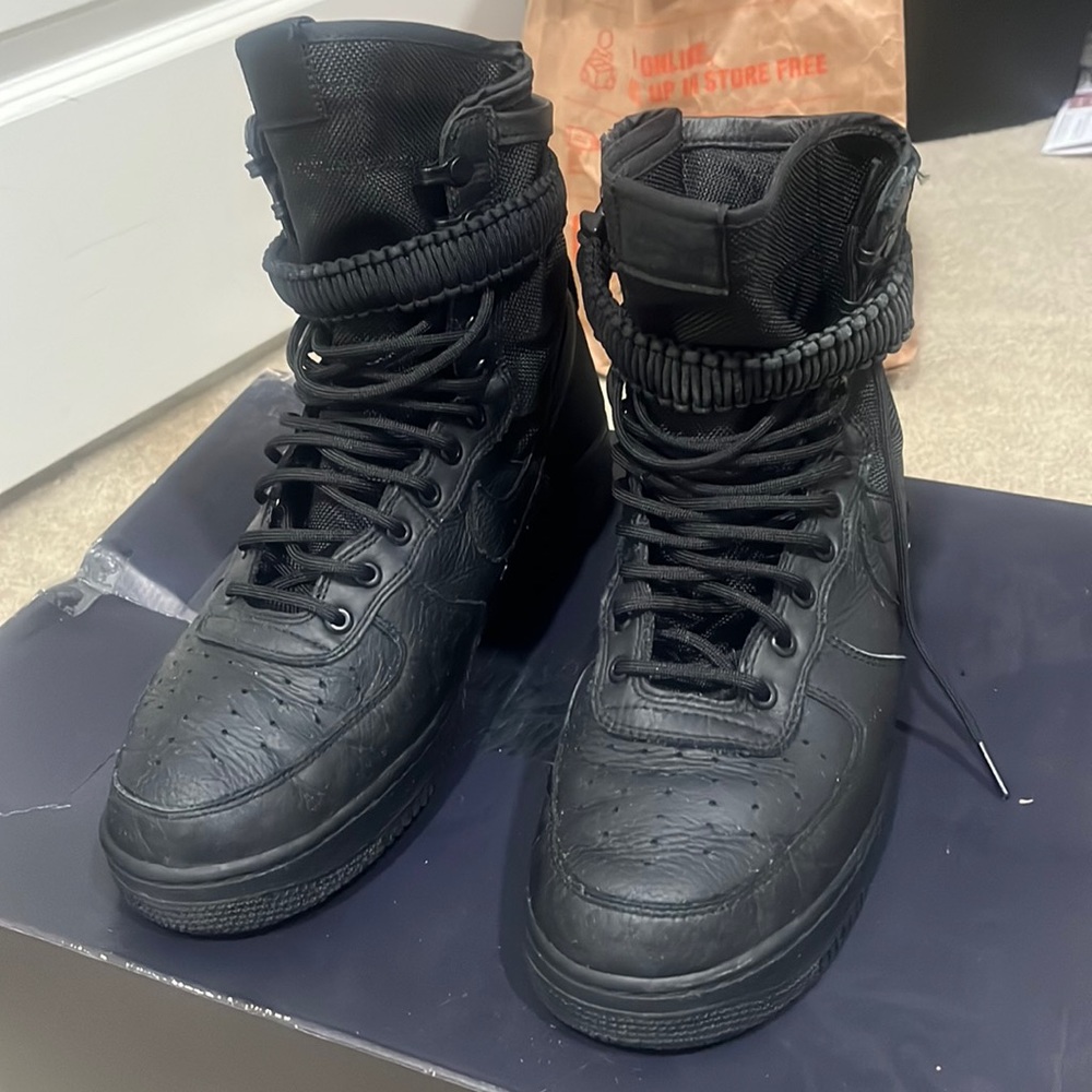 SF AIR FORCE 1 'TRIPLE BLACK' SIZE 11.5 WITH BOX